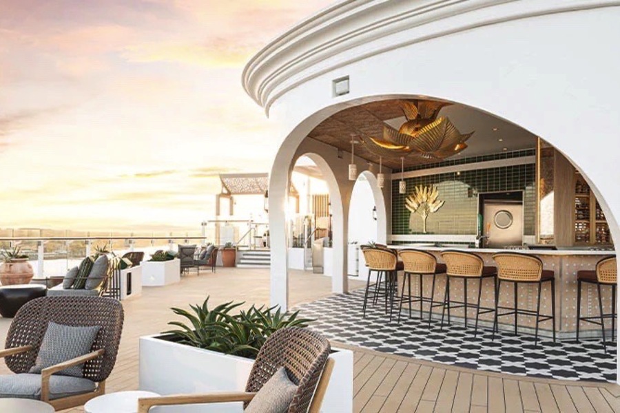 Celebrity Cruises The Sunset Bar 9.jpg